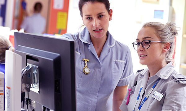 nursing student is being supported on clinical placement