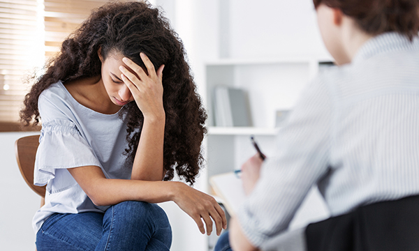 Anorexia: a literature review of young people’s experiences of hospital treatment