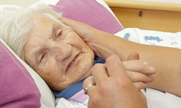 Palliative and end of life care for people with advanced dementia