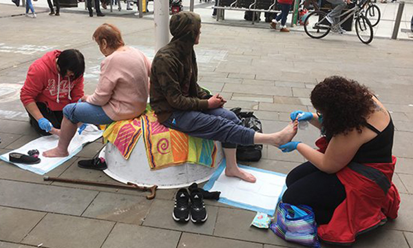 A Homeless Hope street clinic