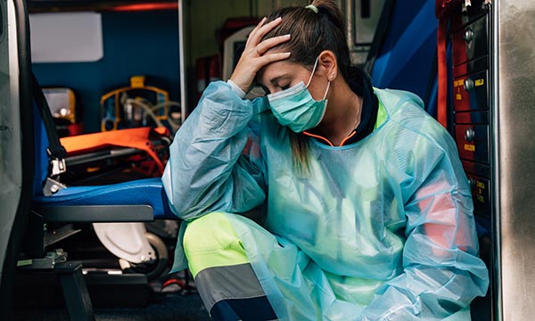 Understanding the effect of post-traumatic stress on the professional quality of life of pre-hospital emergency staff