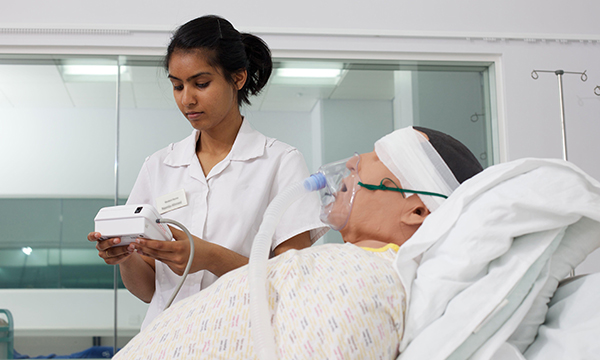 Staff education by the critical care outreach team: evaluating the effect of a study day on nurses’ knowledge levels