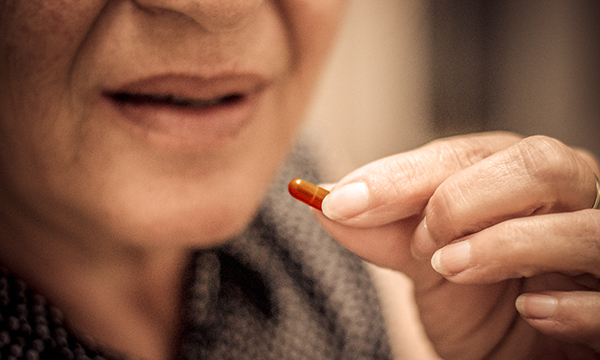 Metastatic breast cancer patients receiving oral anti-cancer treatment: an audit of practice using CDK 4/6 therapy