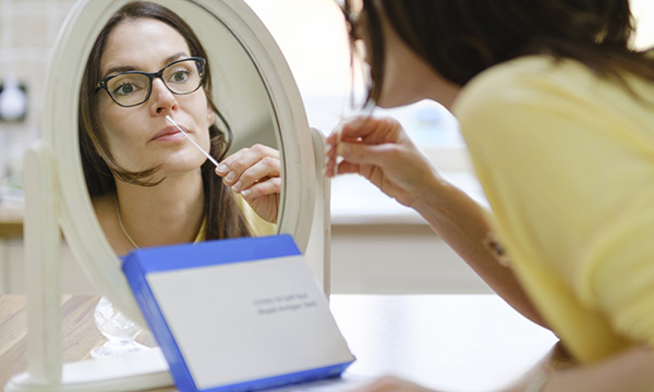 Health leaders oppose end of COVID rules, including free lateral flow tests