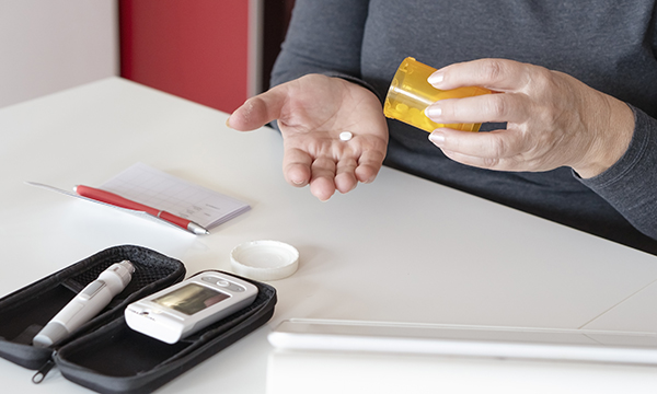 Safe use of sodium glucose co-transporter 2 inhibitors in the management of type 2 diabetes