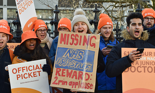 Doctors on a picket line at St Thomas’ Hospital in London