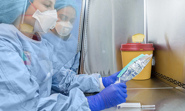 Exploring safe practice when handling cytotoxic drugs: findings from survey of UK cancer nurses