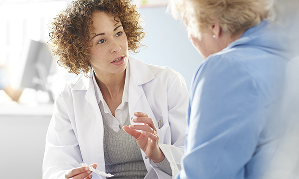 Can community pharmacy practitioners support patients who take oral anticancer medication?