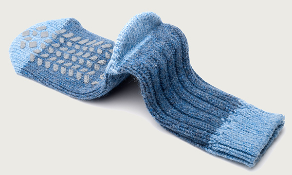 Simulation-based training to teach nurses skills in falls assessment and prevention