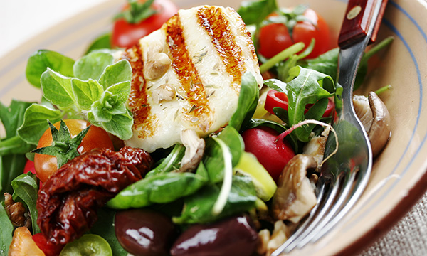 Cognitive decline: can diet be a preventive or treatment option?