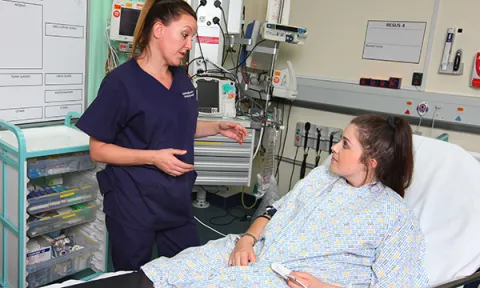 Seven-day unplanned re-attendance rate for patients seen in the ED by advanced clinical practitioners: a service evaluation