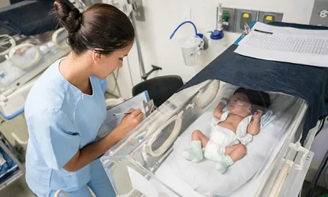 Risk factors and nursing interventions for non-traumatic fractures in neonates and children: a systematic review with narrative synthesis