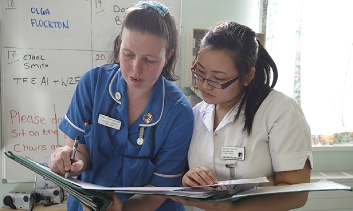 Applying critical thinking to nursing