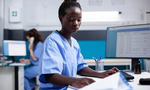 Implementing and evaluating a development pathway for early-career research nurses