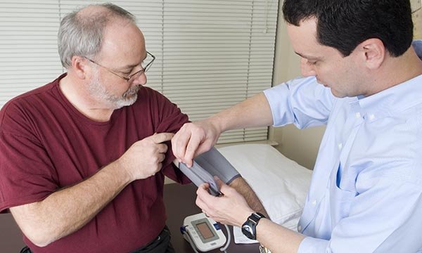 Improving the physical health of people with a mental illness: holistic nursing assessments