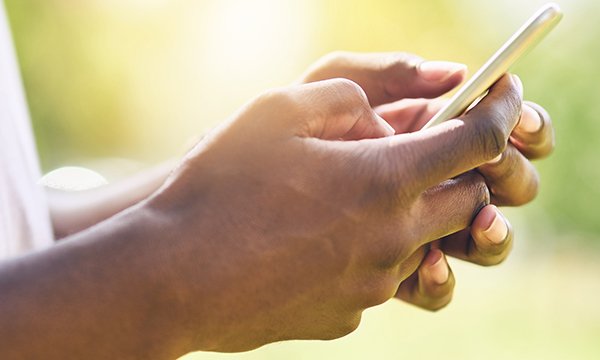 Use of instant messaging to enhance leadership and management training for rural nurse managers