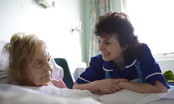 Role of nursing associates in addressing the needs of people with dementia in hospital