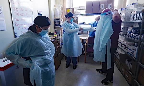 Nurses access to PPE