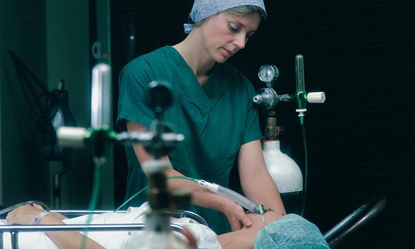 Enhanced recovery after surgery in patients with colorectal cancer: a non-systematic summary of the evidence