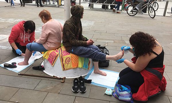 A Homeless Hope street clinic