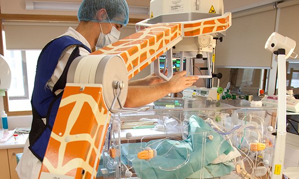 Neonatal abdominal X-rays: indications, procedure and interpretation