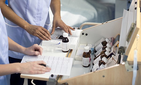 Examining the effect of an education intervention on nurses’ medicines management knowledge