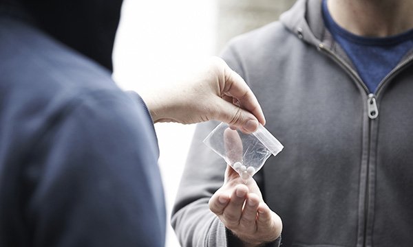 Nursing interventions for people who use new psychoactive substances