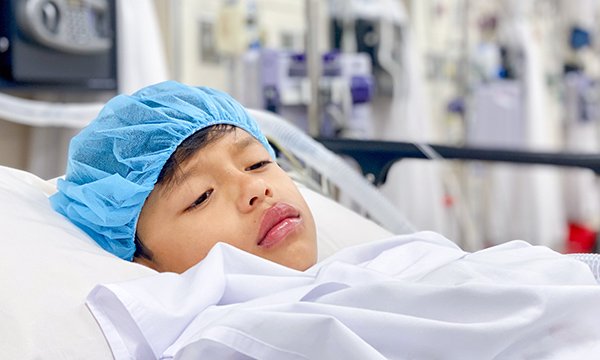 Assessing the dental health needs of children in the intensive care unit