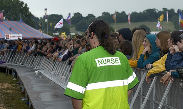 Patient presentations at large-scale events: a thematic analysis of the literature