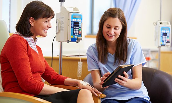 Exploring the role of non-research oncology nurses in promoting a research culture: a qualitative study