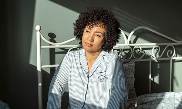 Effects of sleep quality and fatigue on nursing performance in intensive care settings