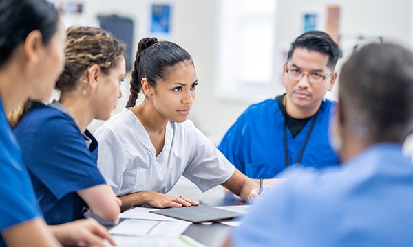 Using medicine safety huddles to prevent the recurrence of medication errors