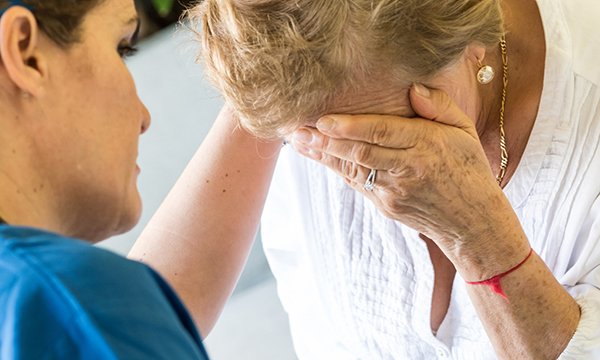 How to inform relatives and loved ones of a patient’s death