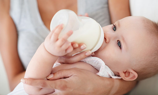 Bottle_feeding-iStock.jpg