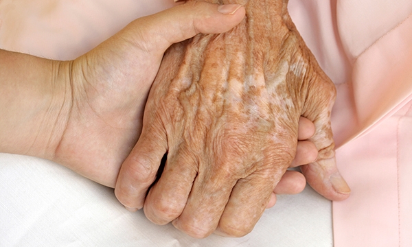 Palliative care_tile_Alamy